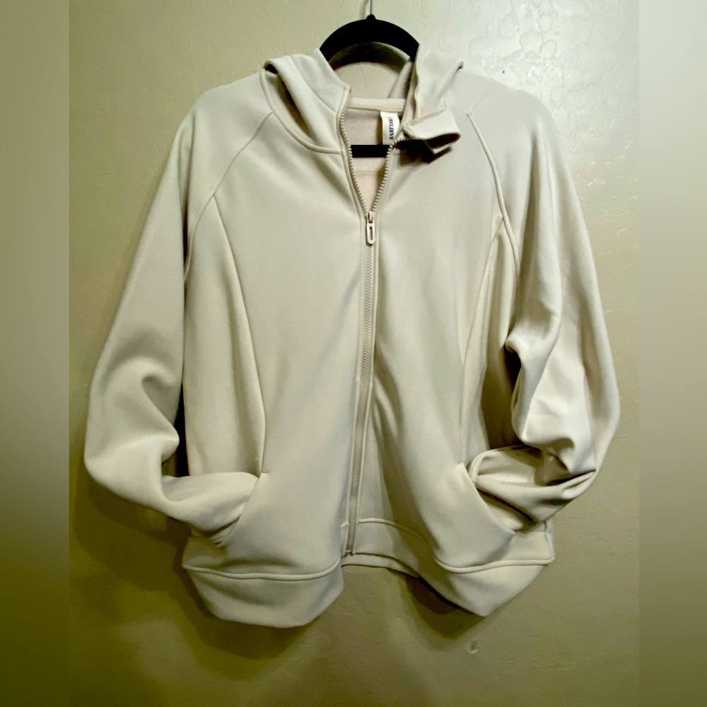 Beige Sweatshirt with Hoody and Sleeve Hole